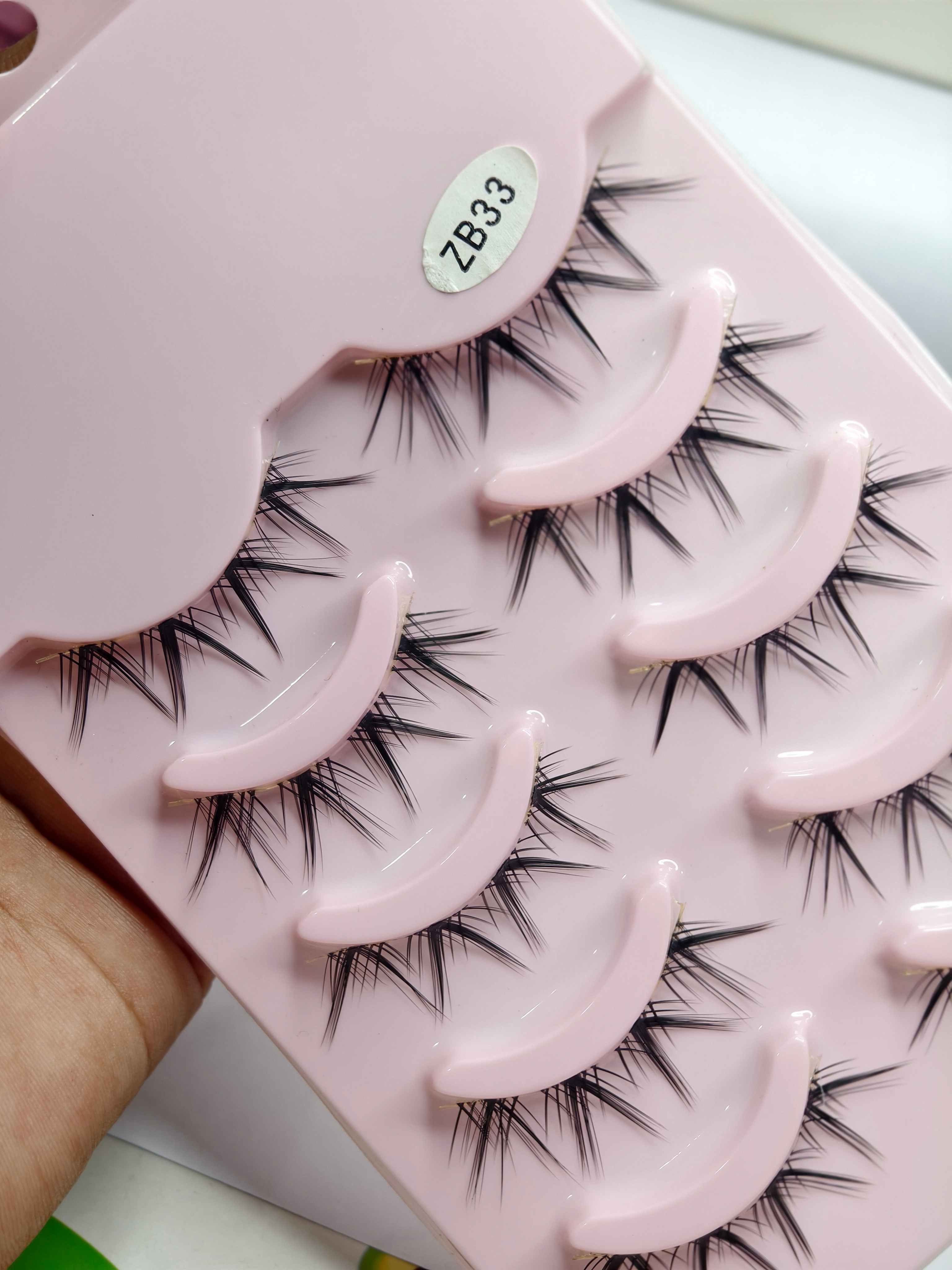 Extremly Natural lightweight lash-ZB33