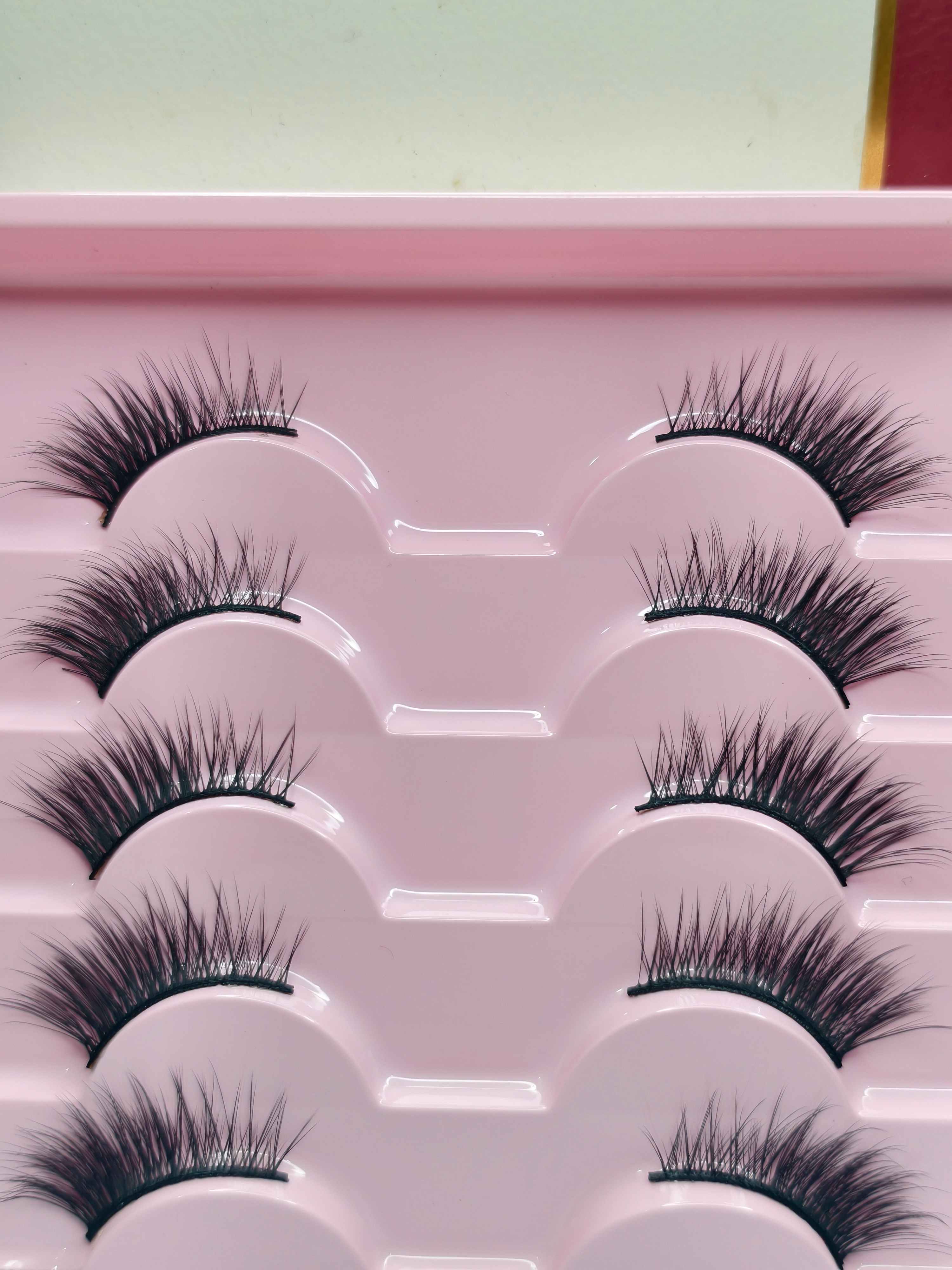 Premium Half corner lashes - Pink