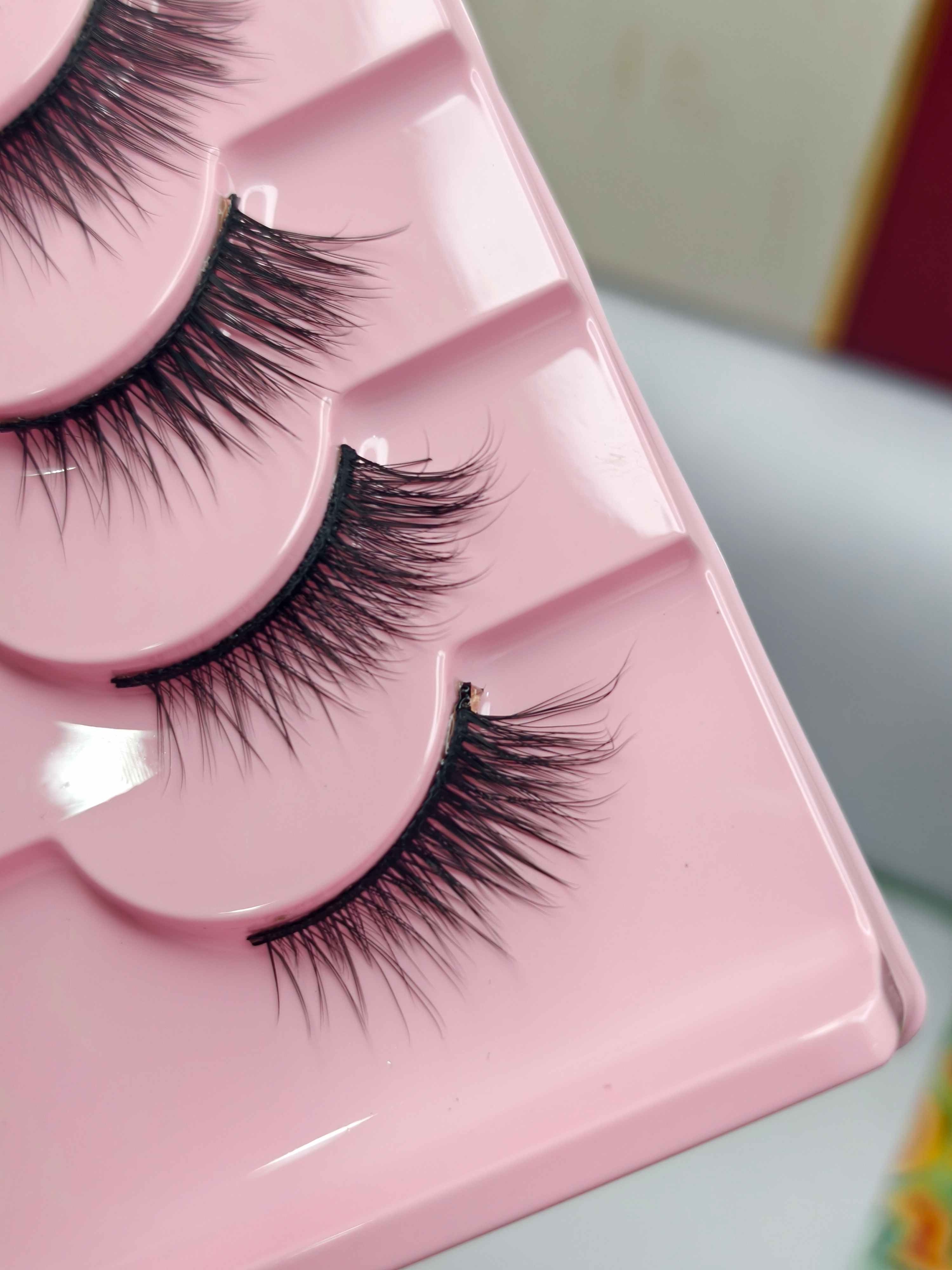 Premium Half corner lashes - Pink