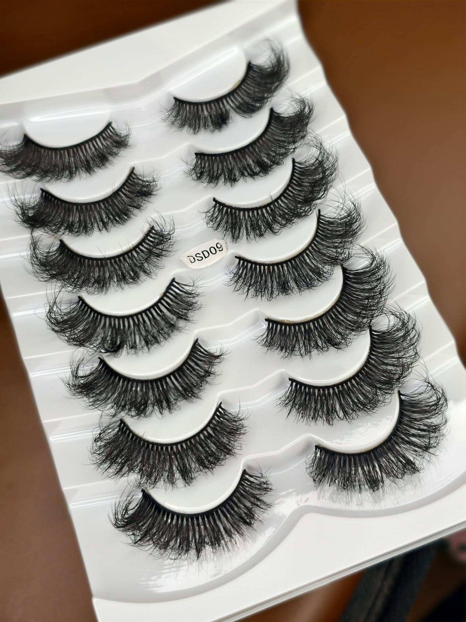 Extremly Natural lightweight lash-Dsd09