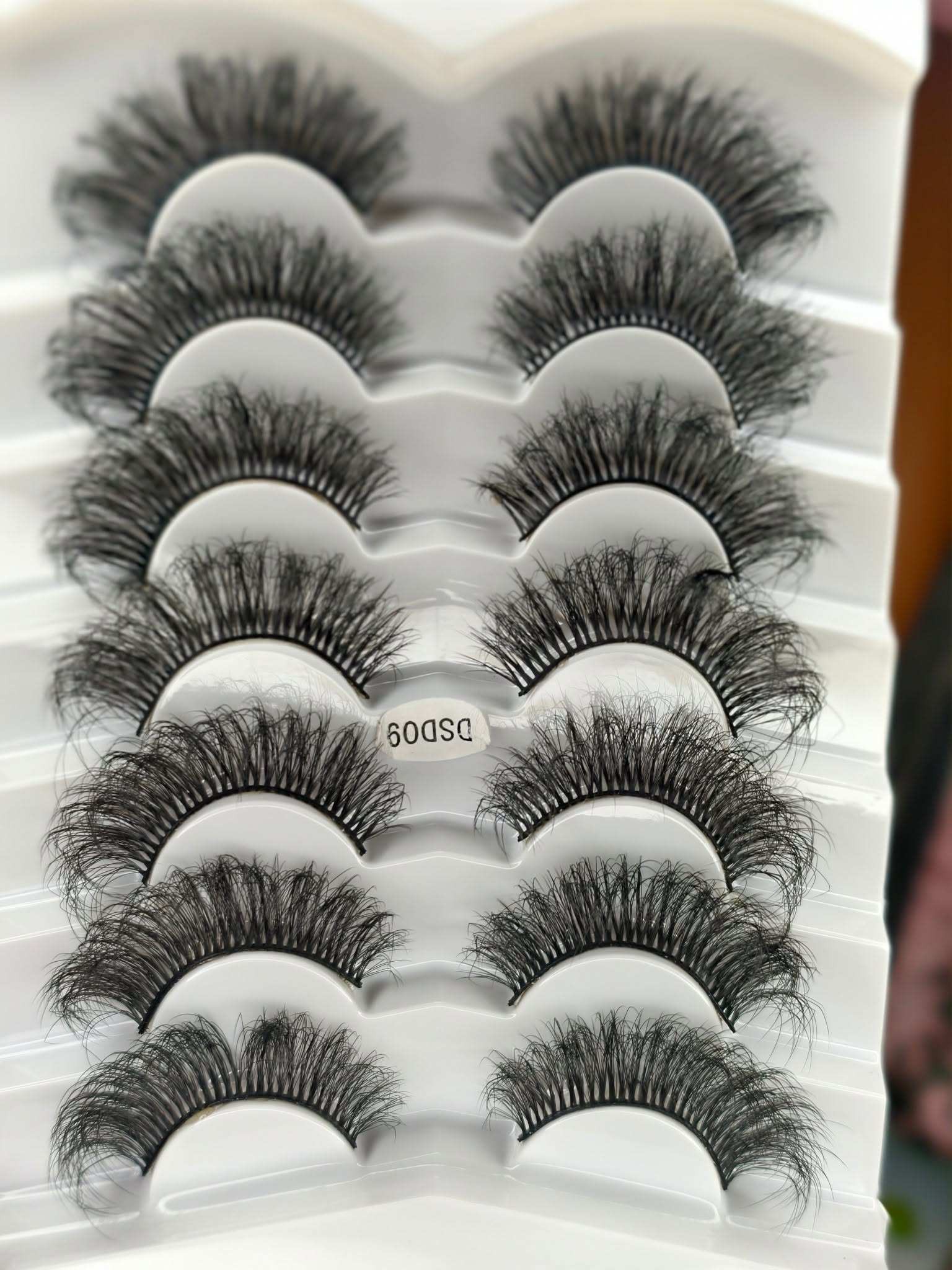 Extremly Natural lightweight lash-Dsd09